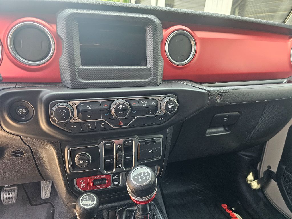 2020 Jeep Gladiator Rubicon photo 30