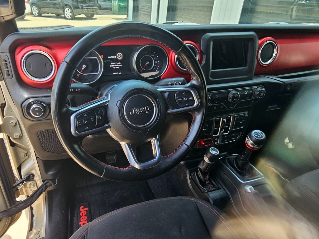 2020 Jeep Gladiator Rubicon photo 28