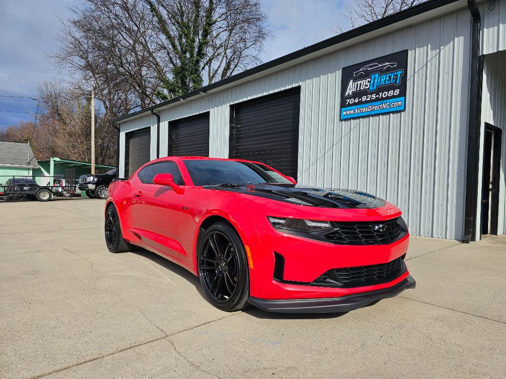 2021 Chevrolet Camaro LT1's photo